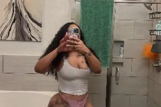 Pretty P 💕 - Image 2