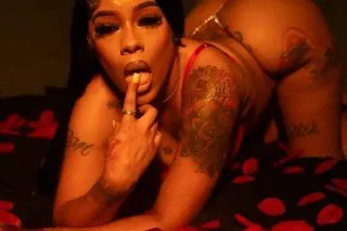 Pretty P 💕 - Image 1