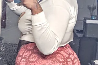 BIG JUICY JUICE SPECIAL HALF AN HOUR FOR COME WITH TWO NUTS AND A MASSAGE $120 QUICK VISITS BETWEEN $70 and $80 and $90 I'M NOT DOING NO 60 DOLLARS NO OUTCALL IAM ONLY DOING INCALLS CASH ONLY CASH ONLY - Image 6